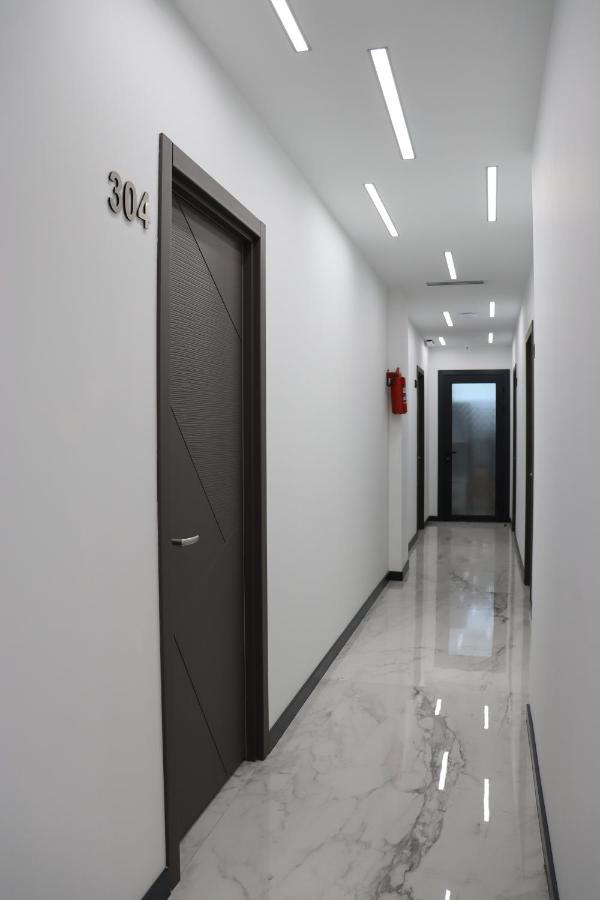 Orion Aparthotel 耶烈万 外观 照片